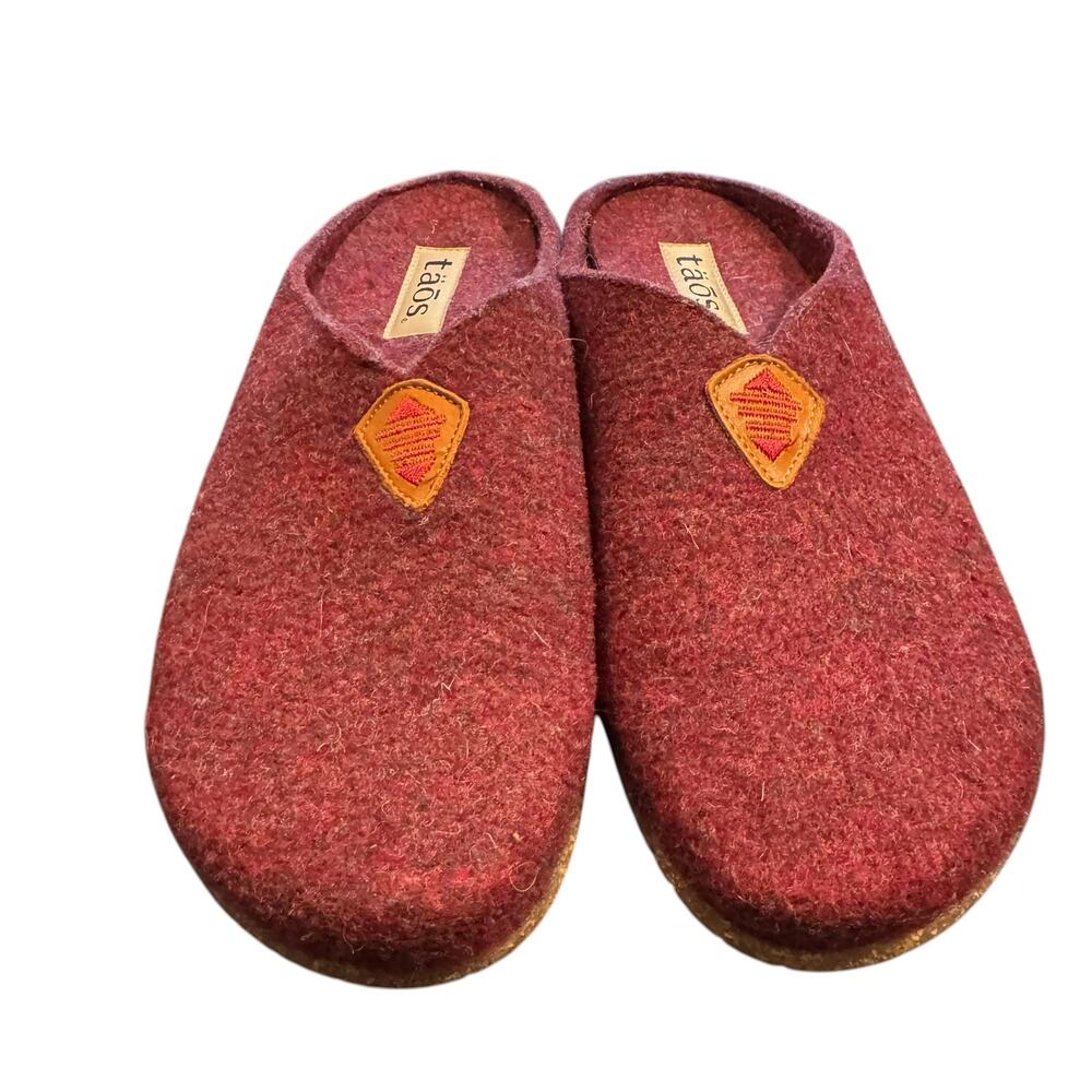 Taos Wine My Sweet Wool Slip on Clogs Size 39 US 8/8.5